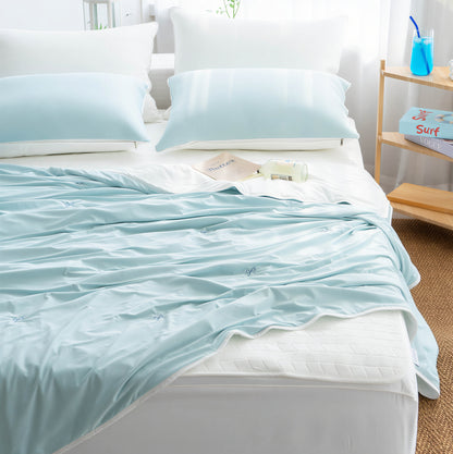 Cool Summer Cooling Comforter