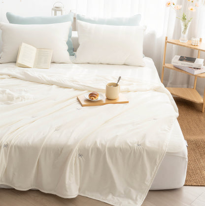 Cool Summer Cooling Comforter