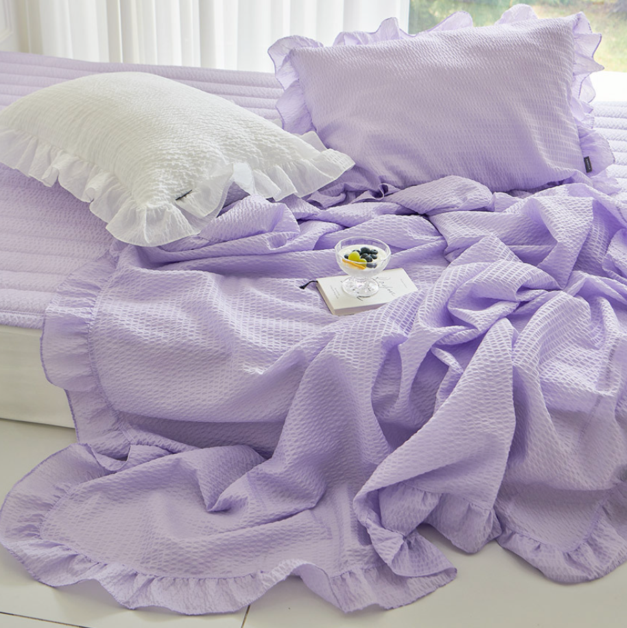 Pop Frill Seersucker Summer Comforter & Pillowcase Set