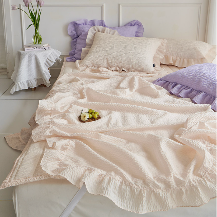 Pop Frill Seersucker Summer Comforter & Pillowcase Set
