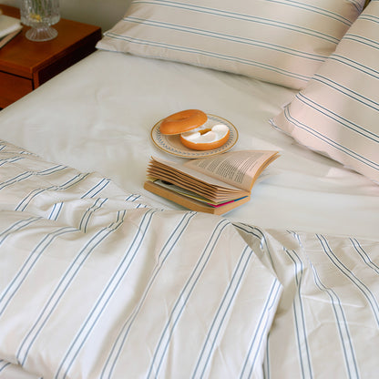 Self-Warming Stripe Comforter Set
