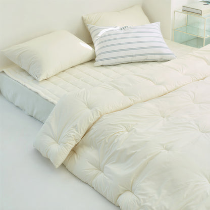 Self-Warming Stripe Comforter Set