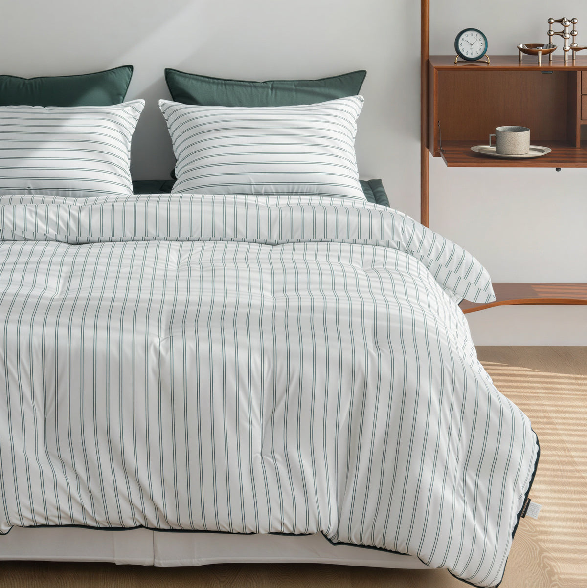 Castella Stripe Cloud Comforter Set