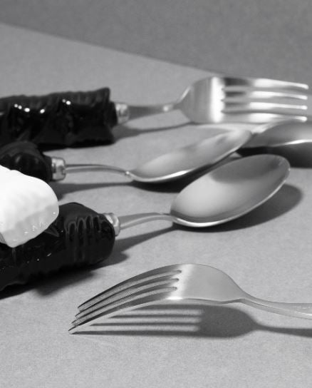 Padded Cutlery Set - lifestyle