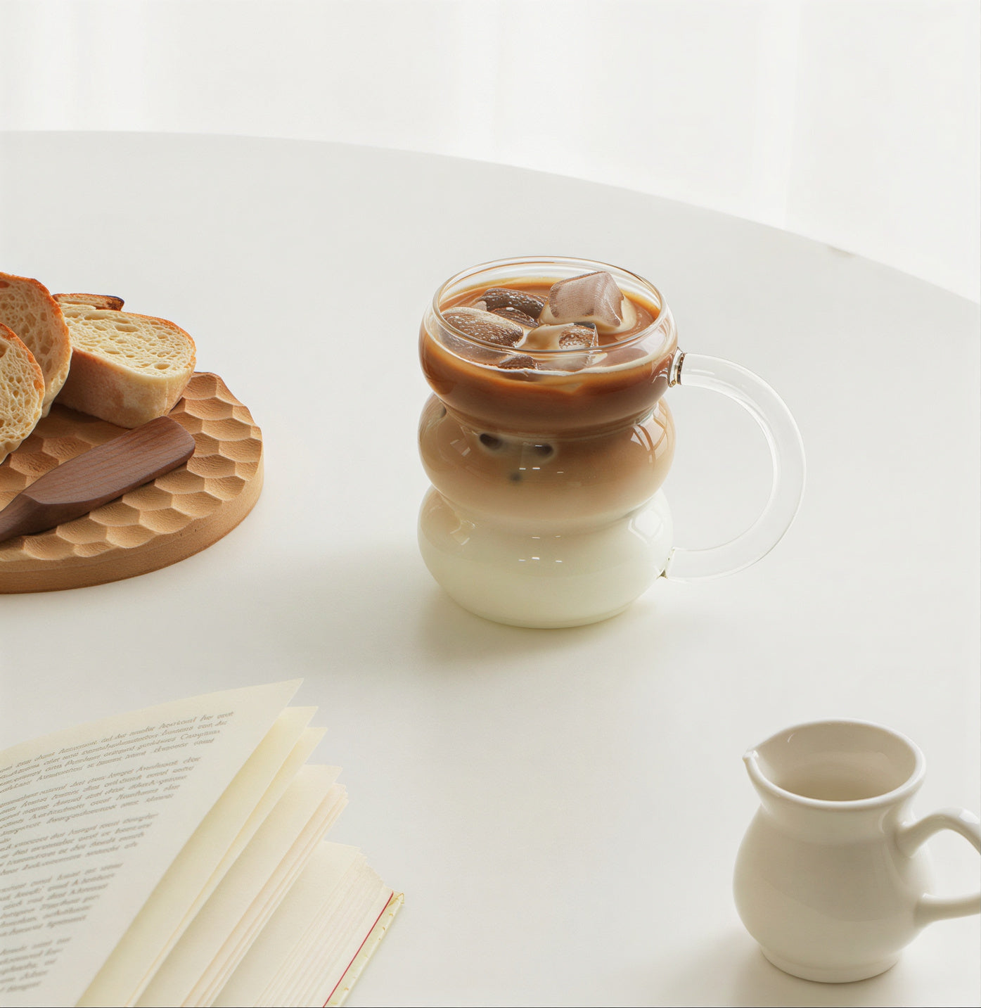 Bubble Heat-Resistant Glass Mug - lifestyle