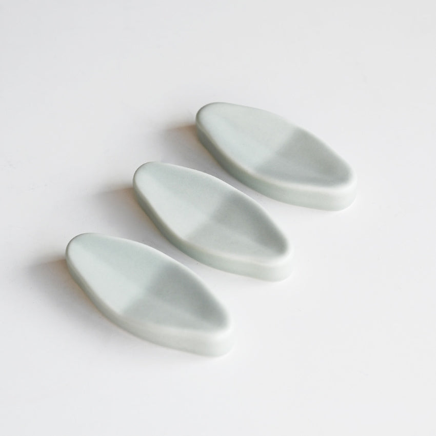 Ceramic Leaf Utensil Rest - image 5 of 5