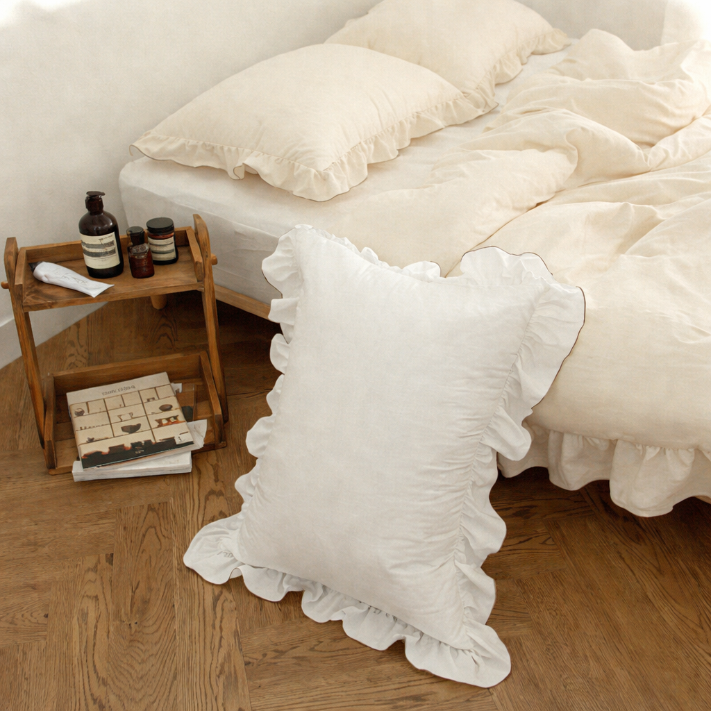 Soft Mood Hotel Frill Pillowcase - lifestyle