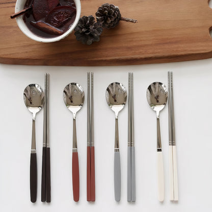 Kamome Velvet-Tone Spoon & Chopsticks Set of 2 - lifestyle
