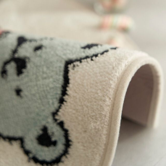Hug Friends Soft Bath Mat - close up