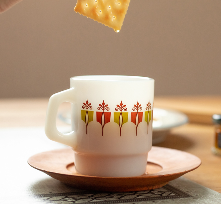 Syracuse Pattern Milk Glass Mug