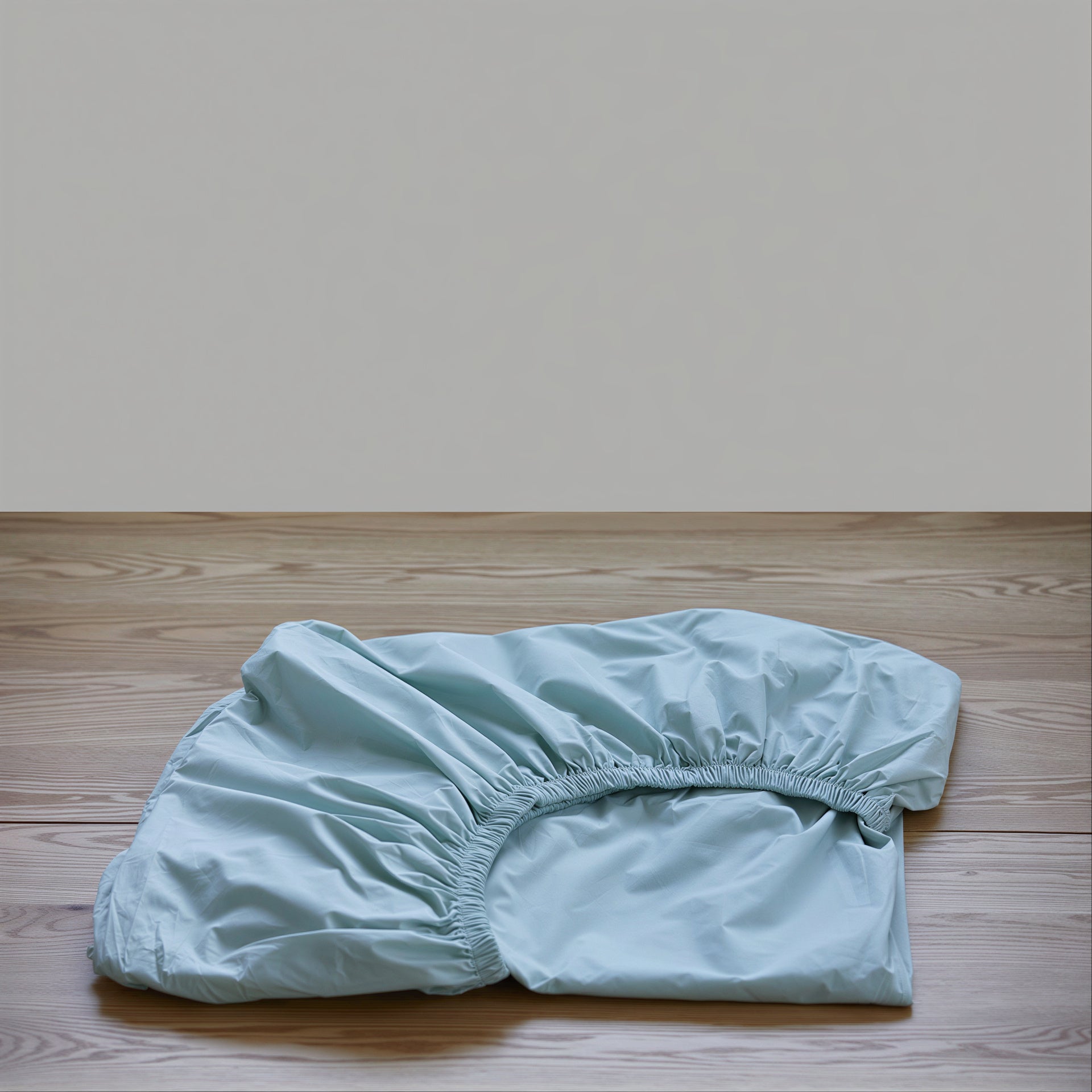 Everyday Luxury Cotton Fitted Sheet - detail view