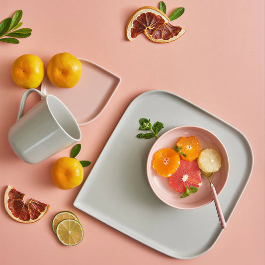 Rounded Square Plate - detail view