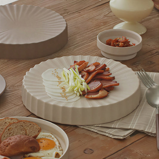 Seoul Signature Fluted Serving Plate - detail view