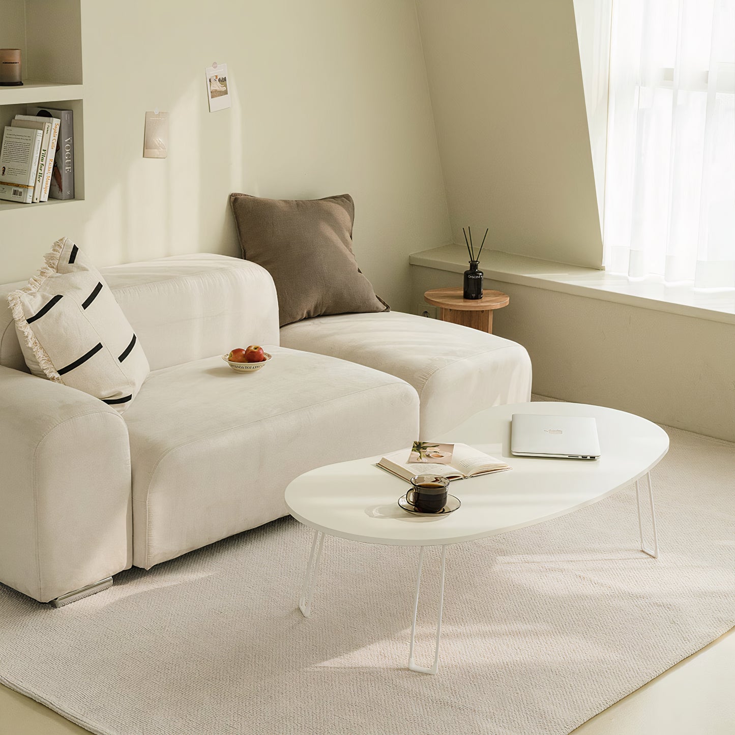 Monde Wave Folding Floor Table