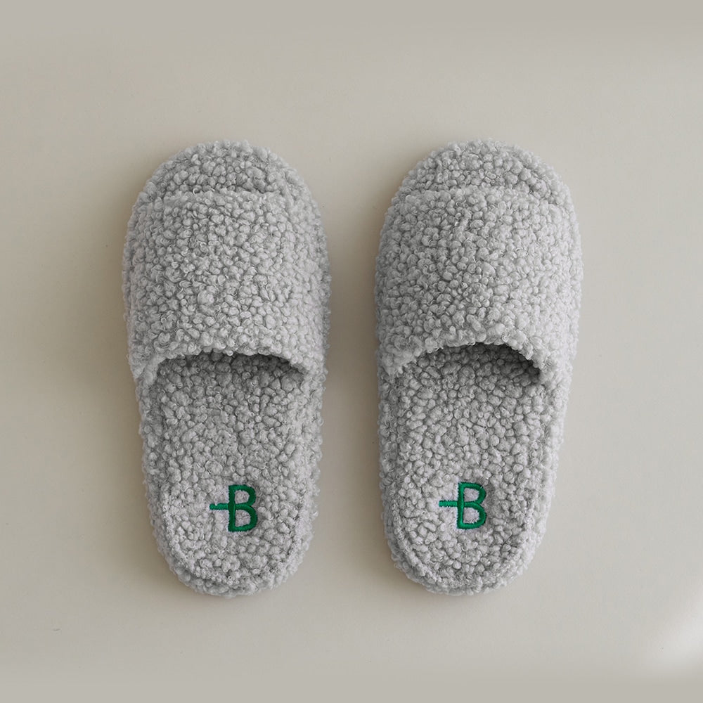 Fluffy Fleece Noise-Reducing Slippers - lifestyle