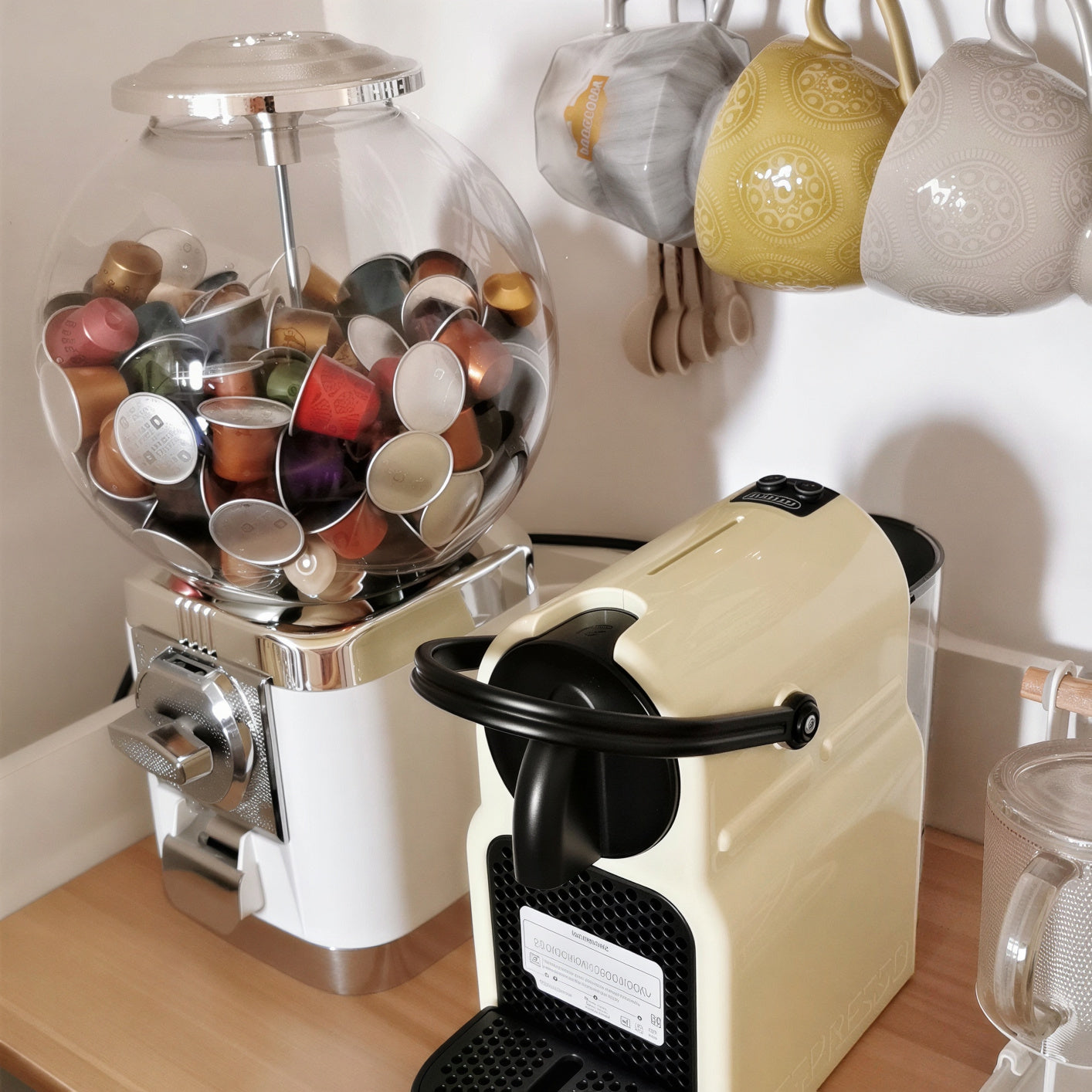 Mini Capsule Dispenser Machine