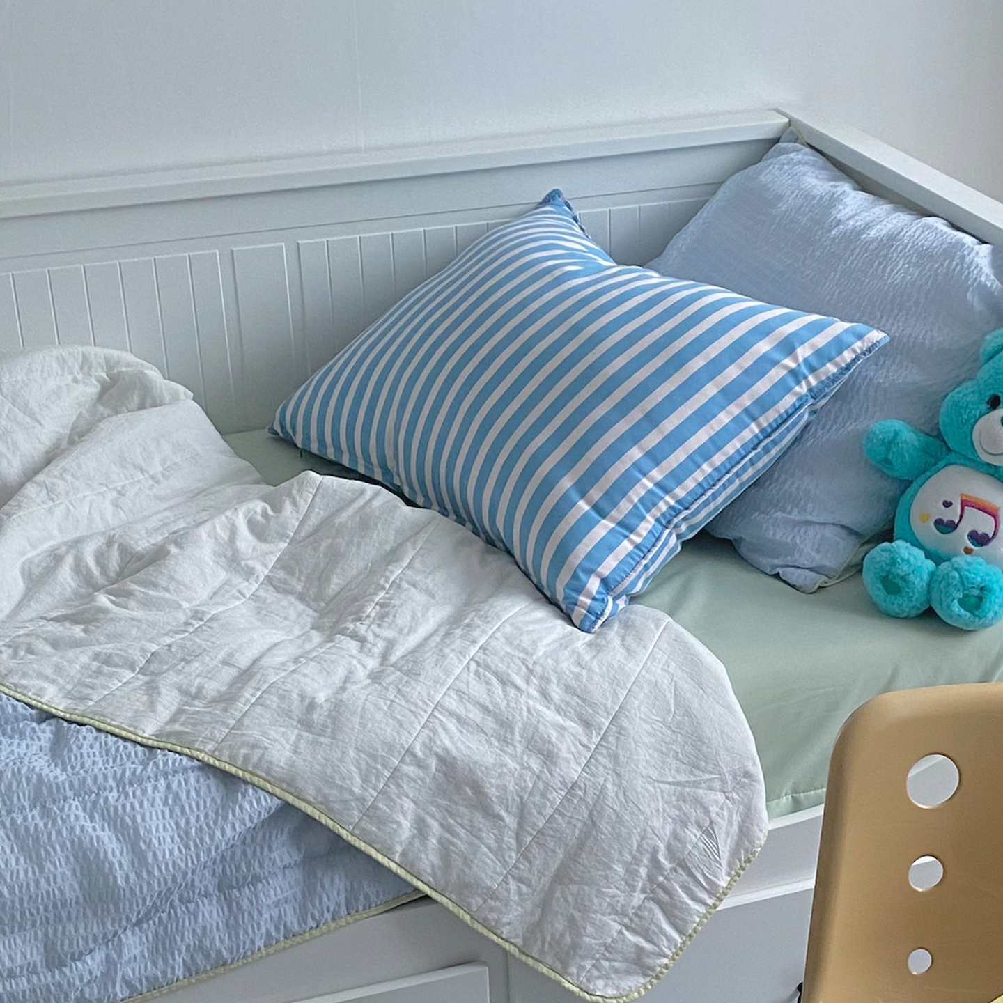 Soft Mood Allergy Care Dust Free Pillowcase - image 7 of 10