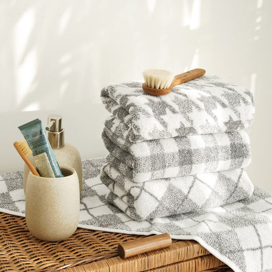 Mono Check Non-Fluorescent Plaid Towel (10-Pack)