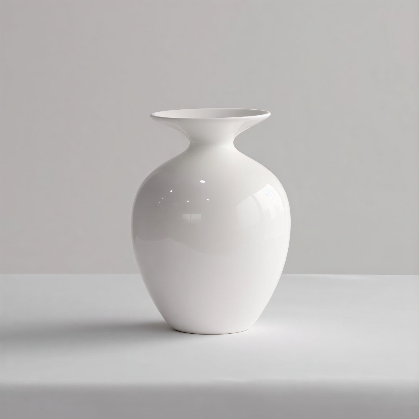Brims Glossy Mini Ceramic Vase