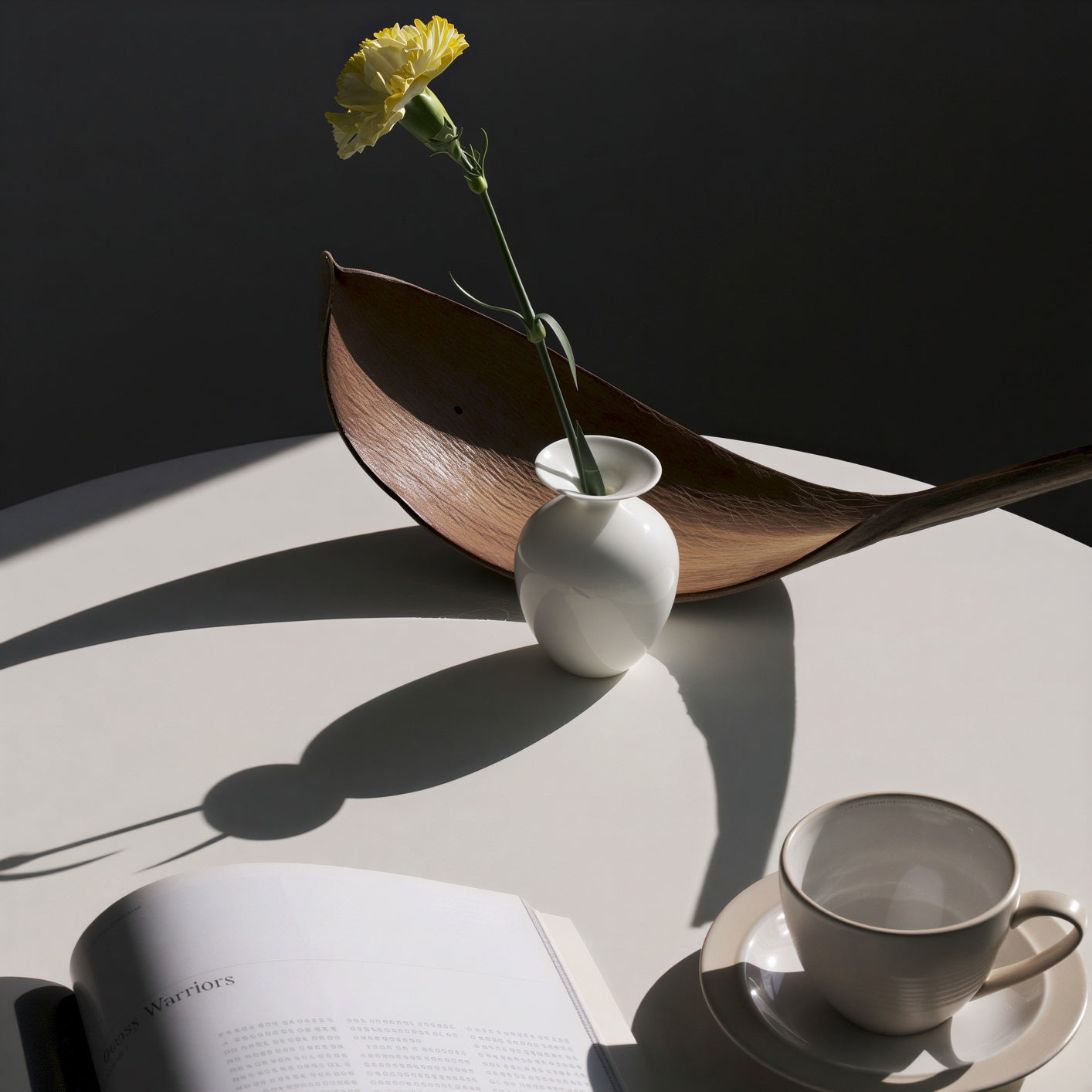 Brims Glossy Mini Ceramic Vase