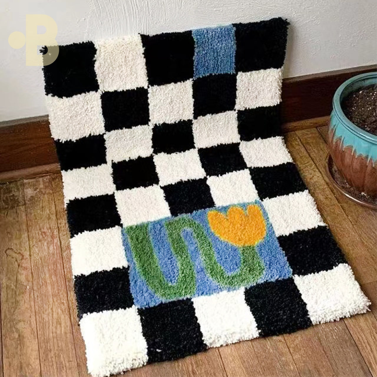 Checker Bloom Accent Rug - detail view