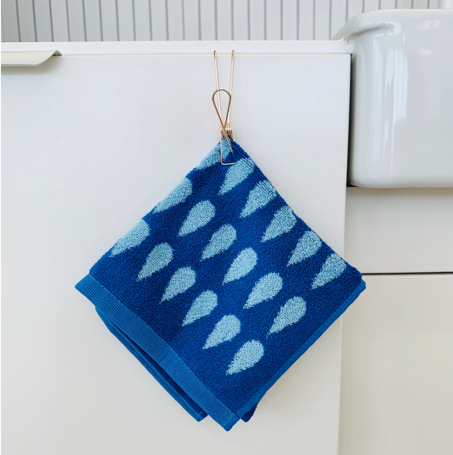 Argyle Pattern Kitchen Towel with Hanging Loop