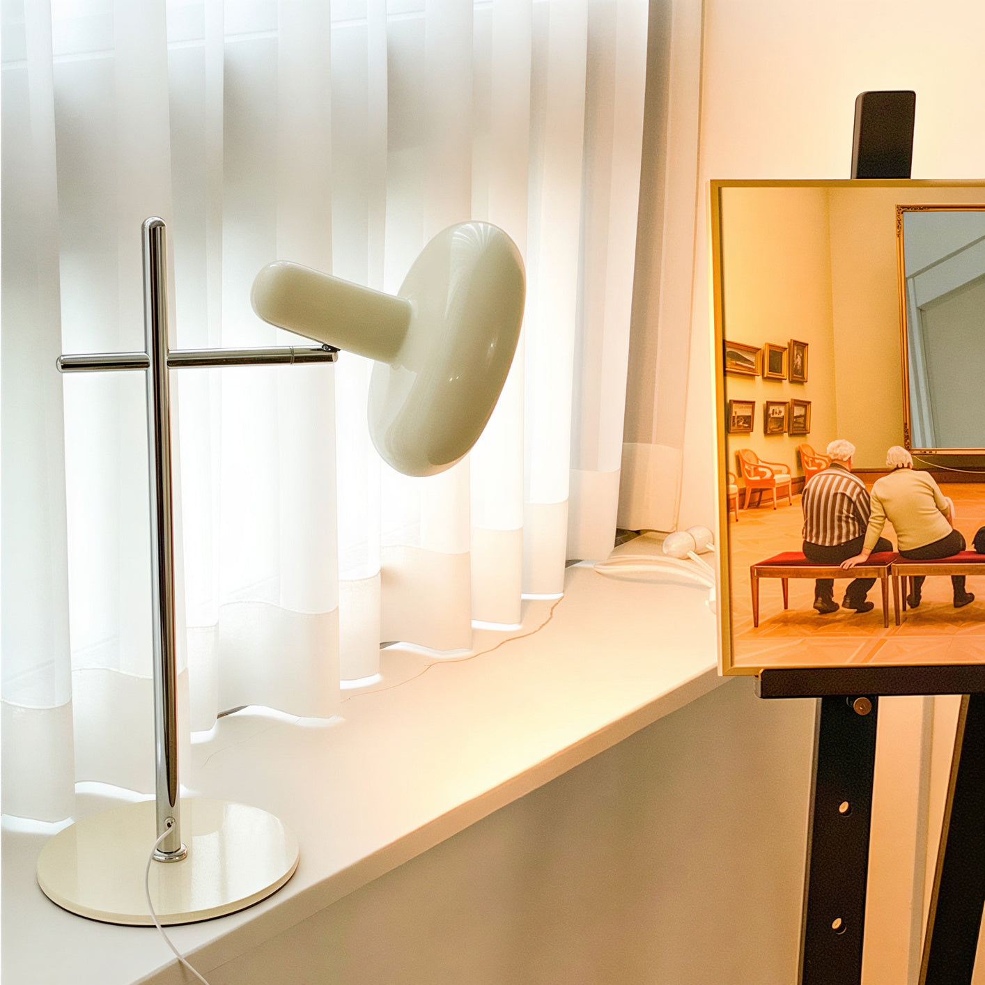 Glow Table Lamp