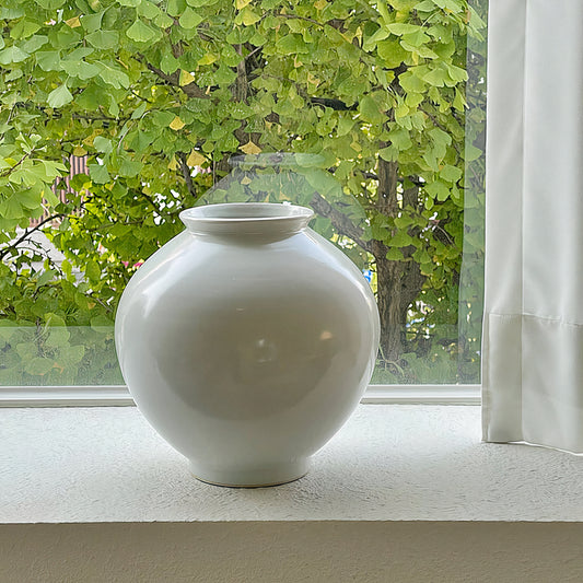 Moon Jar Vase