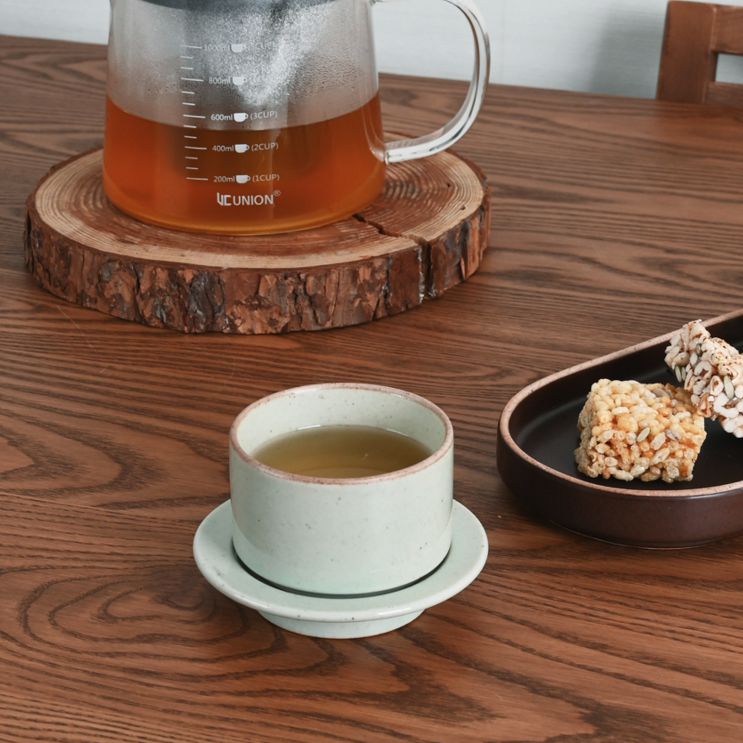 Olheum Stoneware Tea Cup & Saucer Set - lifestyle
