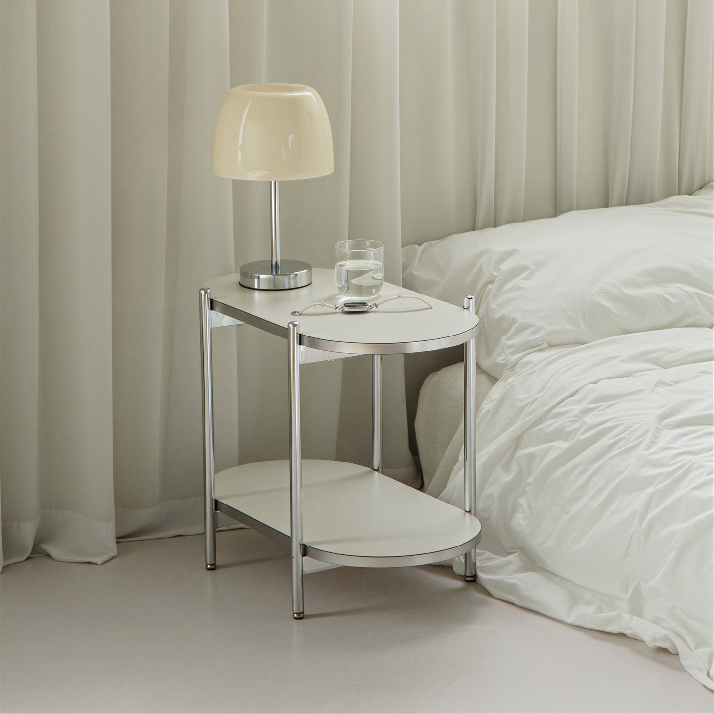 Mid-Century Round Two-Tier Side Table - detail view