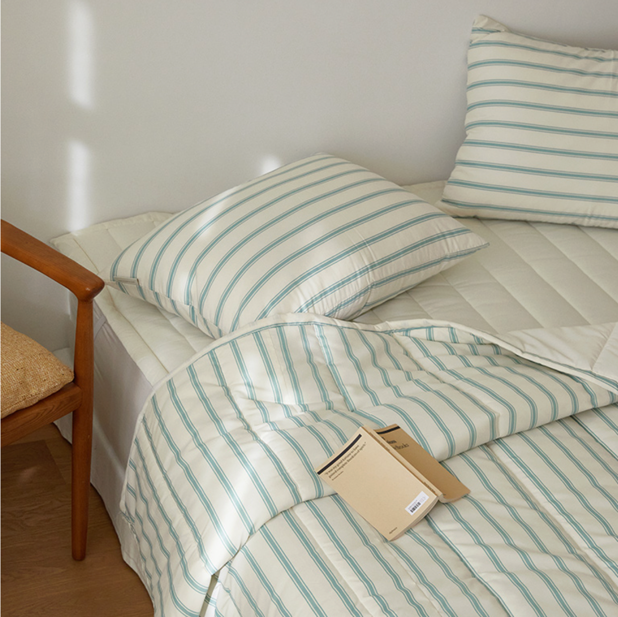 Slow Lines Fitted Pad Bedding Set - image 5 of 10