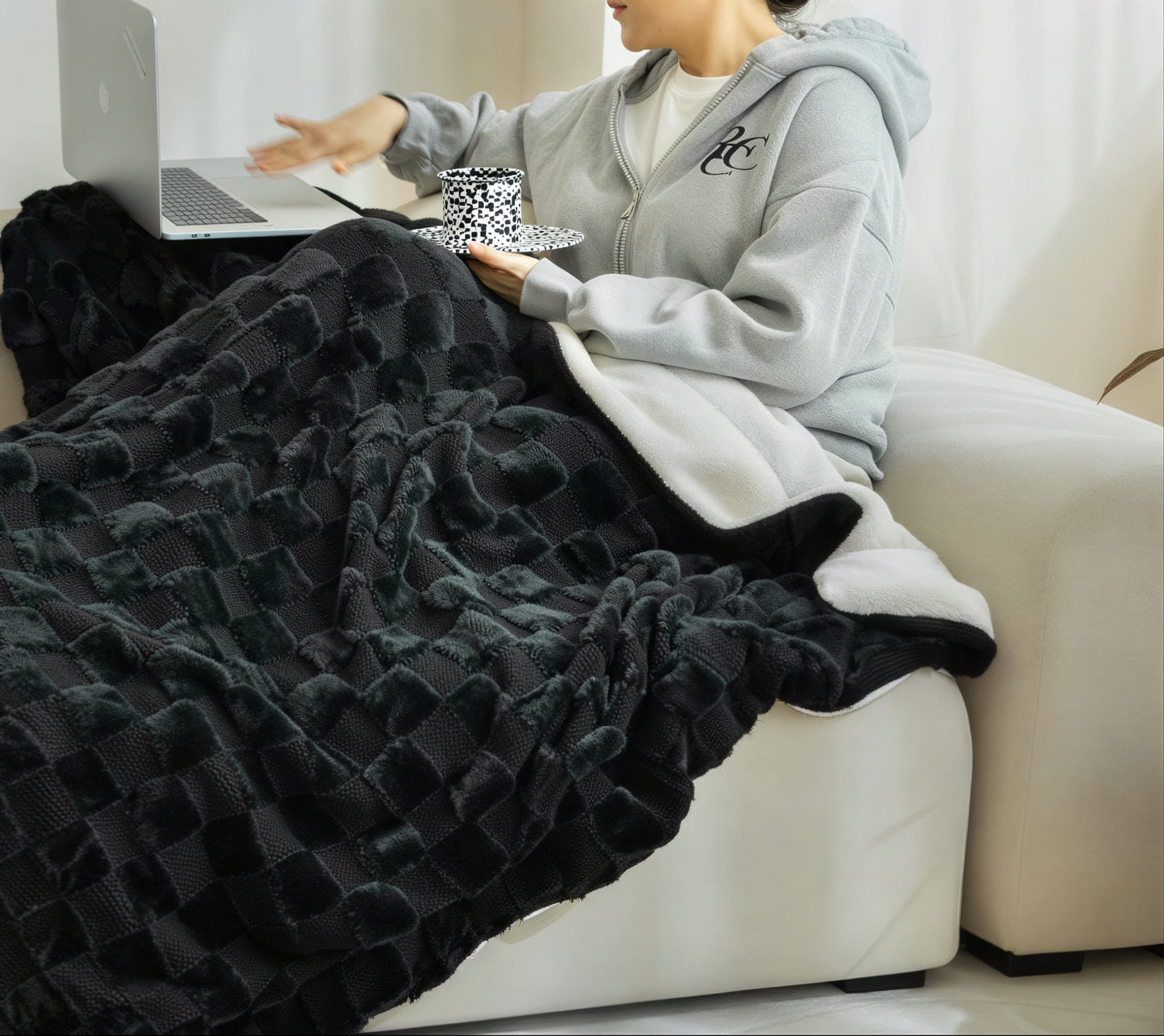 Fluffy Check Winter Blanket