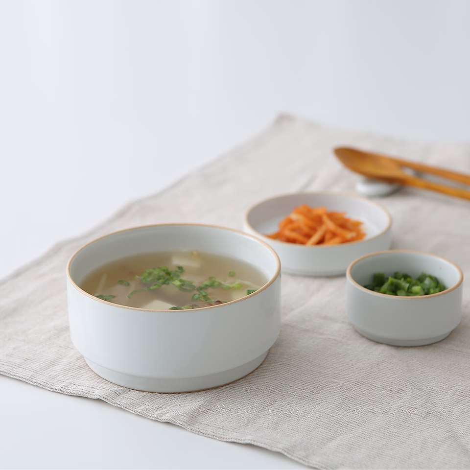 Olhum Korean Dinnerware Set for 2 (13-Piece)
