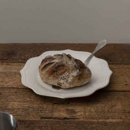 Stable Scalloped Plate Set (3-Piece)
