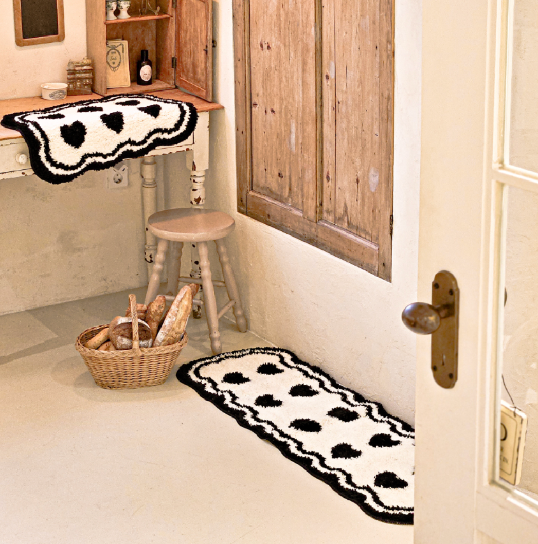 Cream Crush Heart Rug