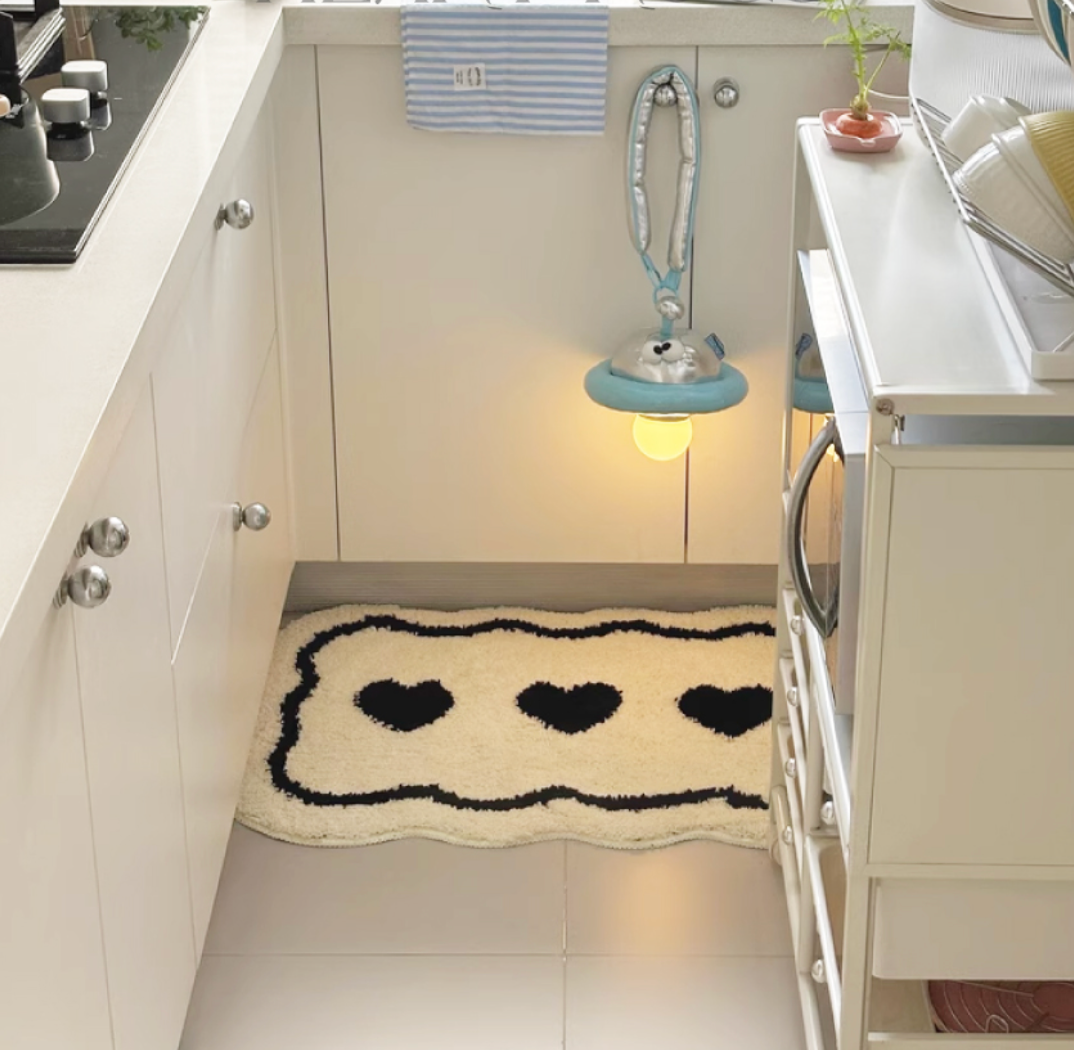 Cream Crush Heart Rug
