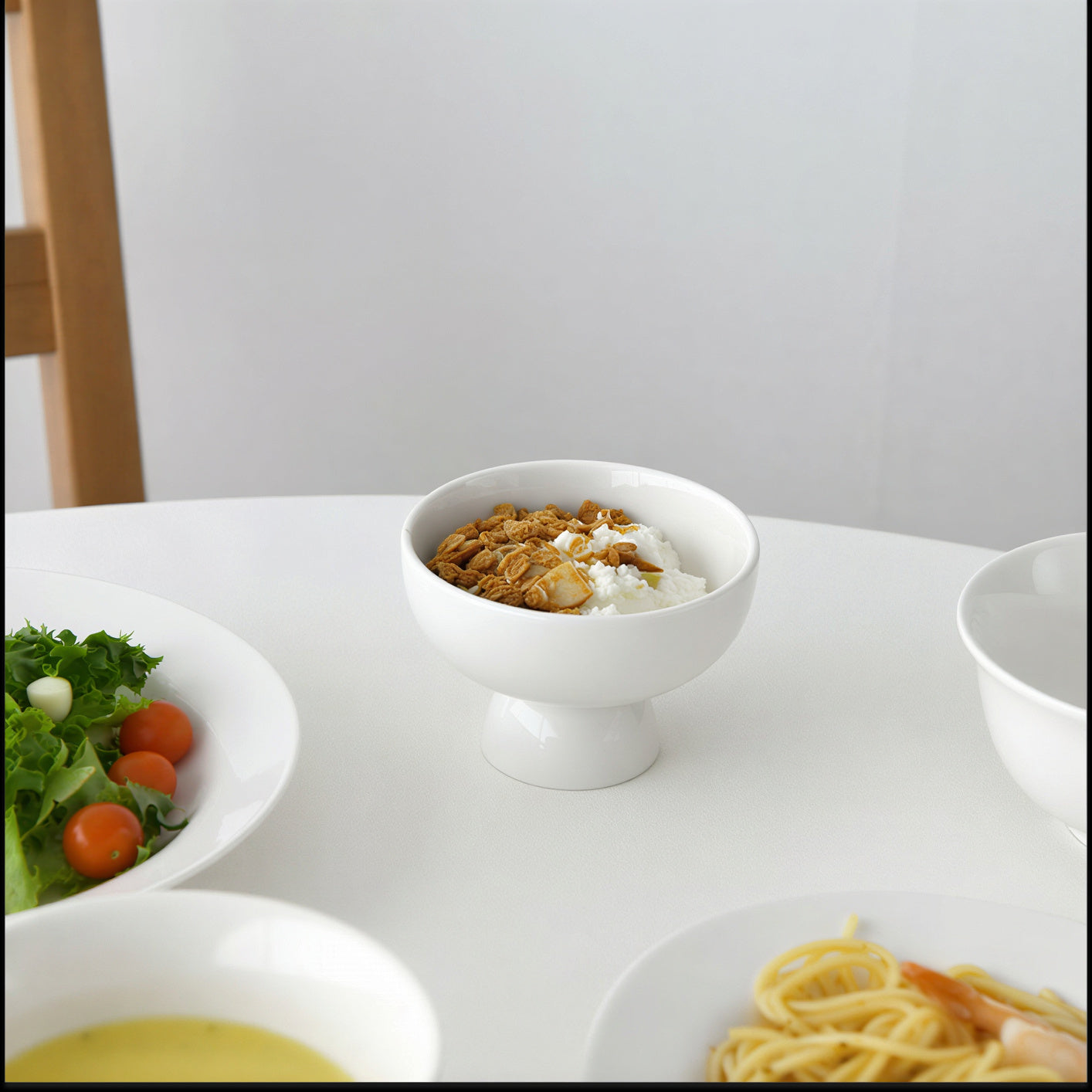 Esti Basic Glossy Dinnerware Set for 4 (17-Piece)