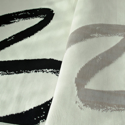 Brush Pattern Reversible Knit Blanket