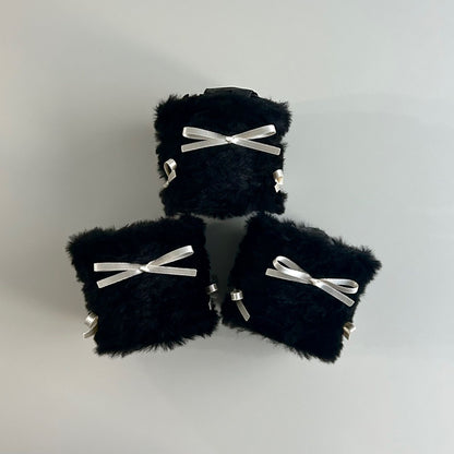 Ribbon Faux-Fur Pot Cover