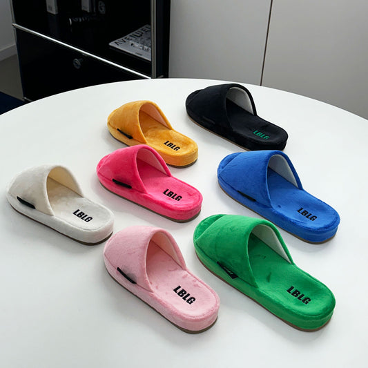 Rollin Velvet Room Slippers