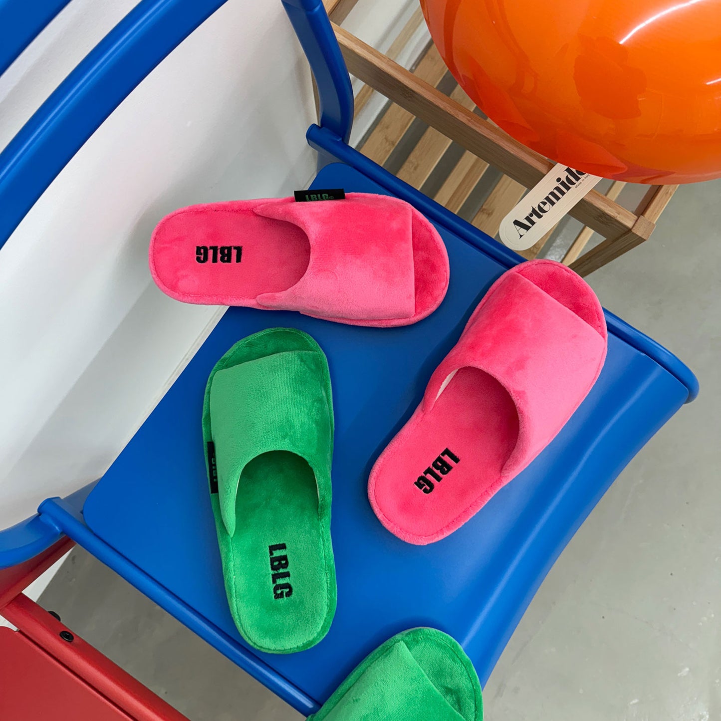 Rollin Velvet Room Slippers