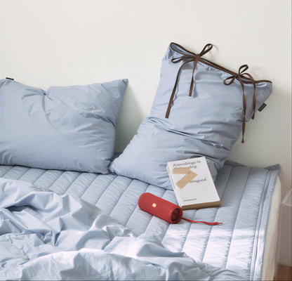 Dreamy Ribbon-Tie Comforter Set