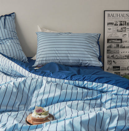 Dreamy Ribbon-Tie Comforter Set
