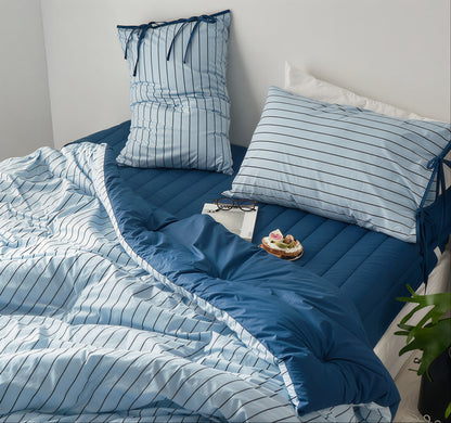 Dreamy Ribbon-Tie Comforter Set