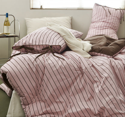 Dreamy Ribbon-Tie Comforter Set