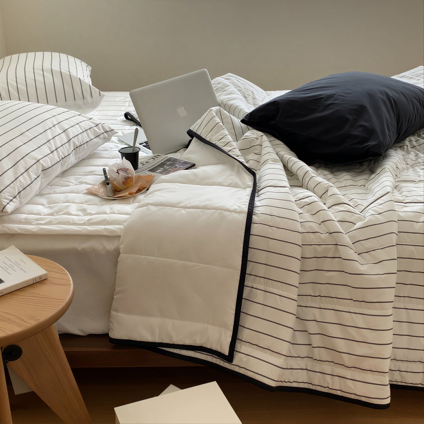 Ian Stripe Cooling Reversible Summer Comforter