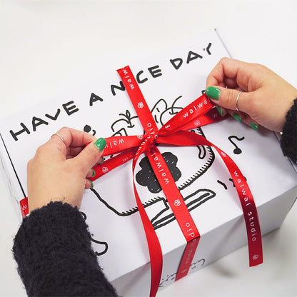 Drawing Flower Wine Glass Set of 2