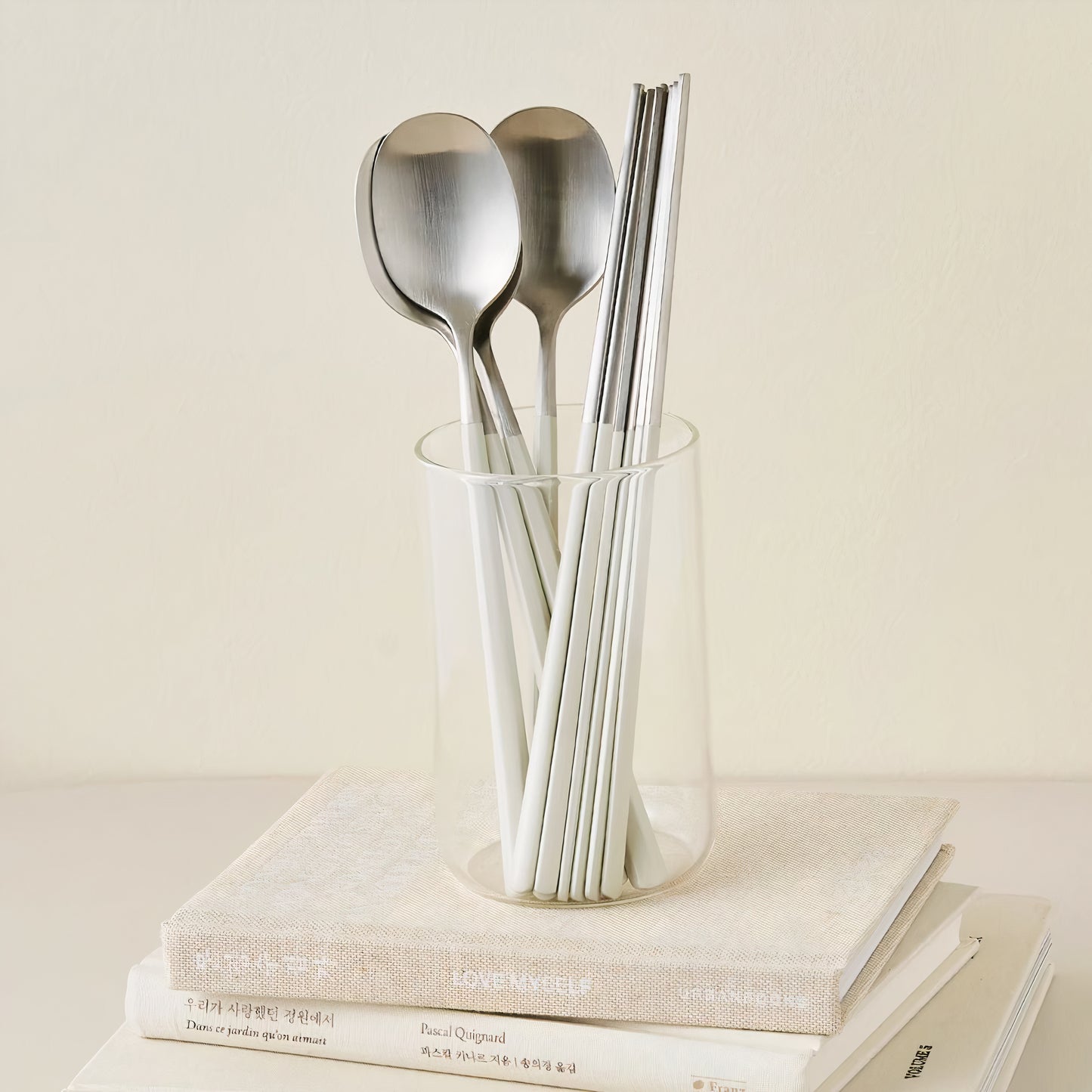 Glitter Pearl Flatware Set for 4