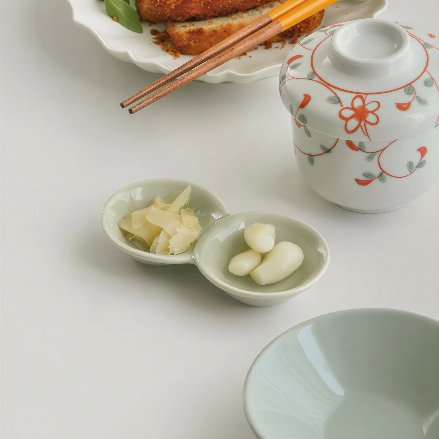 3-Compartment Bean Shape Sauce Plate