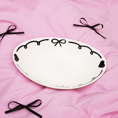 Ribbon & Heart Salad Bowl - detail view